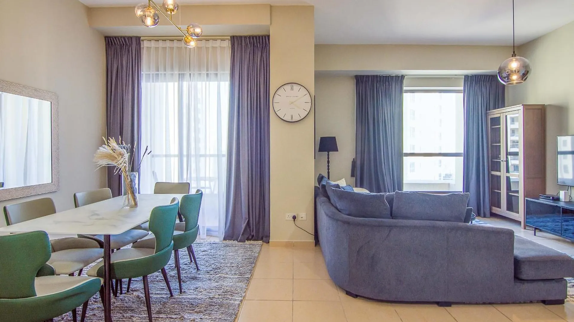 Two-Bedroom Apartment With Balcony In Shams 4, Jbr Dubai